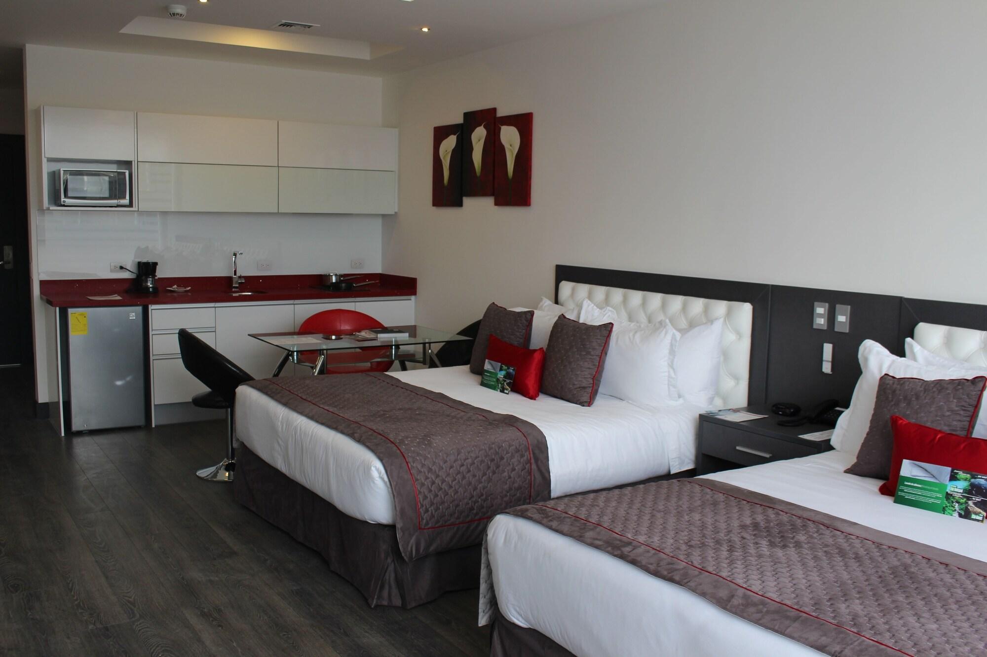 Citimed Hotel Quito Buitenkant foto