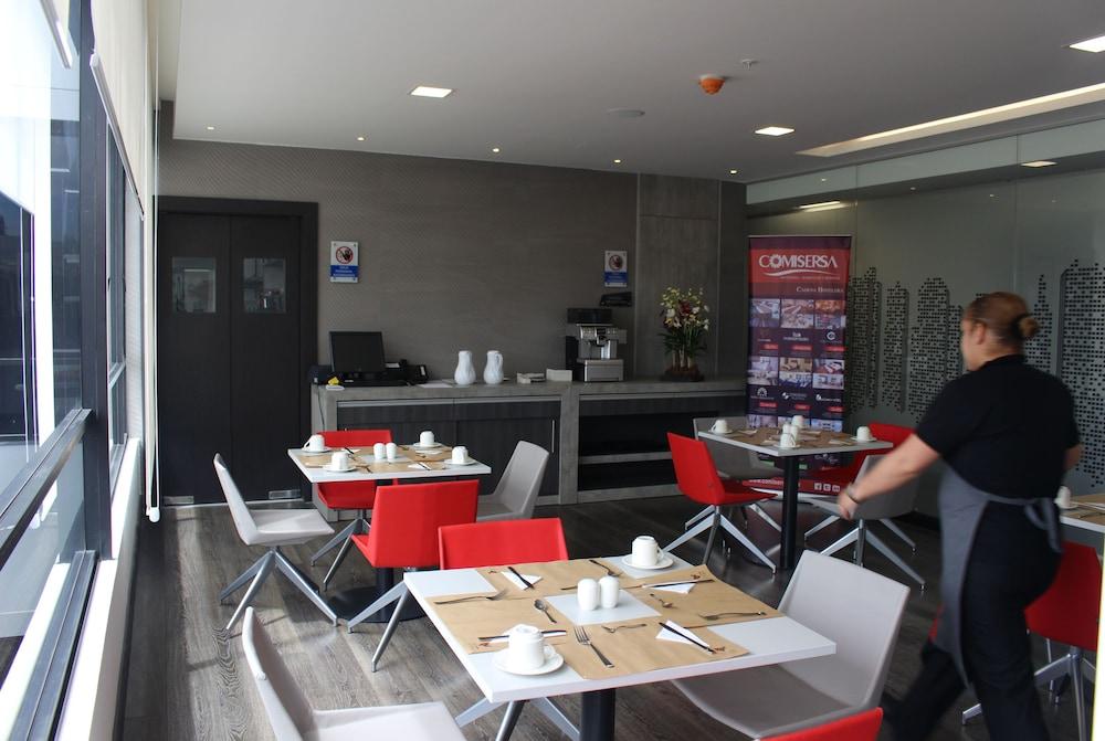Citimed Hotel Quito Buitenkant foto